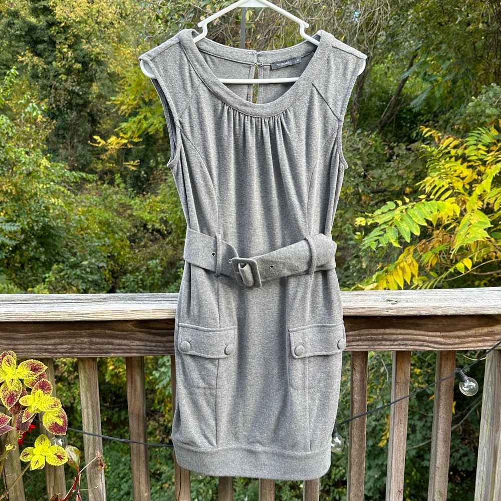 THEME | Gray Knit Casual Dress | Like New | Medium